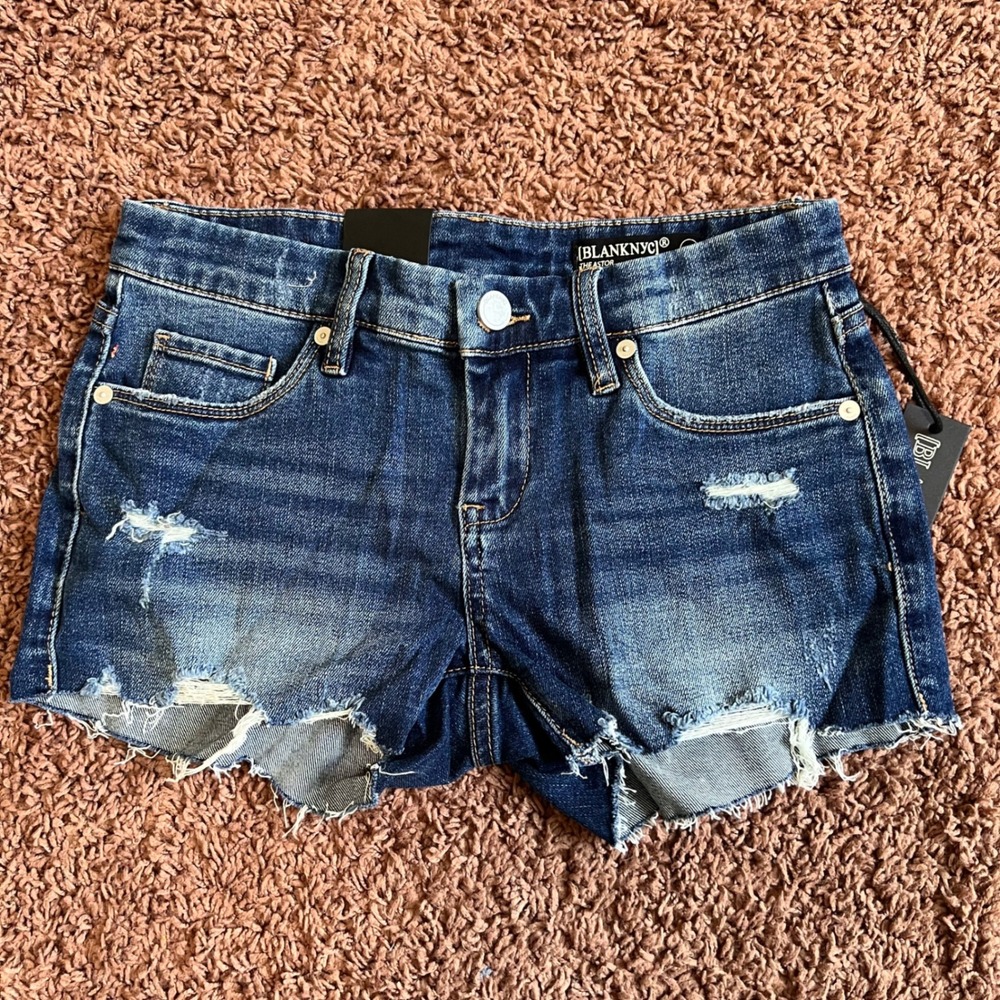 BLANKNYC‎ Women's Denim Shorts Distressed Raw Hem Cut Off Dark Wash Size 24 NWT